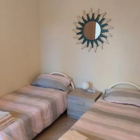 La Casa Di Ermes - Ampio Luminoso A Tre Minuti Dal Centro Apartman