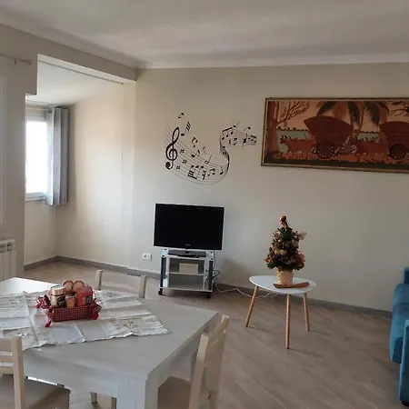 La Casa Di Ermes - Ampio Luminoso A Tre Minuti Dal Centro Διαμέρισμα *