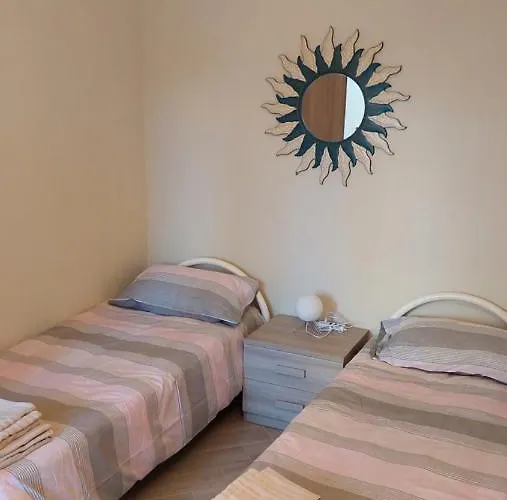 La Casa Di Ermes - Ampio Luminoso A Tre Minuti Dal Centro Lägenhet